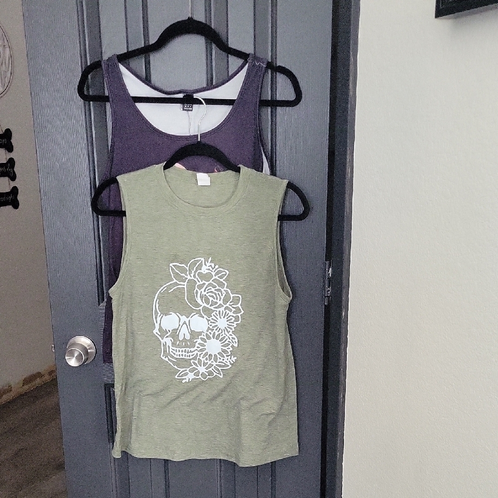 Olive Green Skull Graphic Tank Top